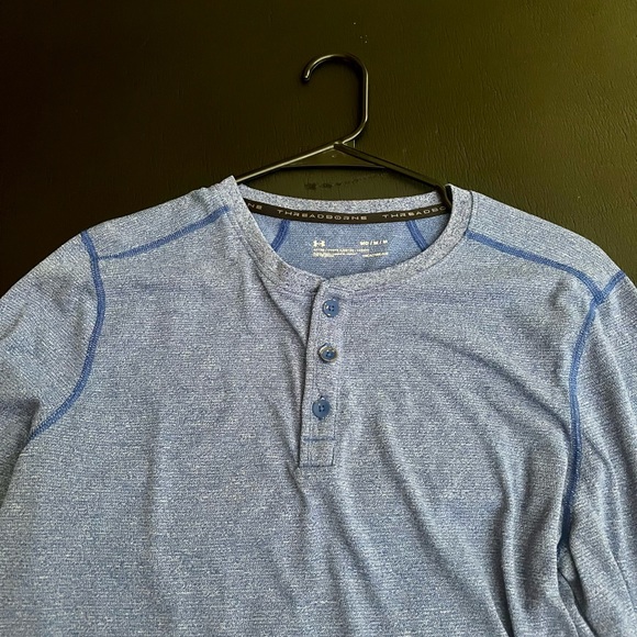 UnderArmour Shirt Medium - Picture 2 of 3